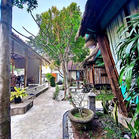 Panda Lumbung Acomodação com café da manhã Sanur Exterior foto