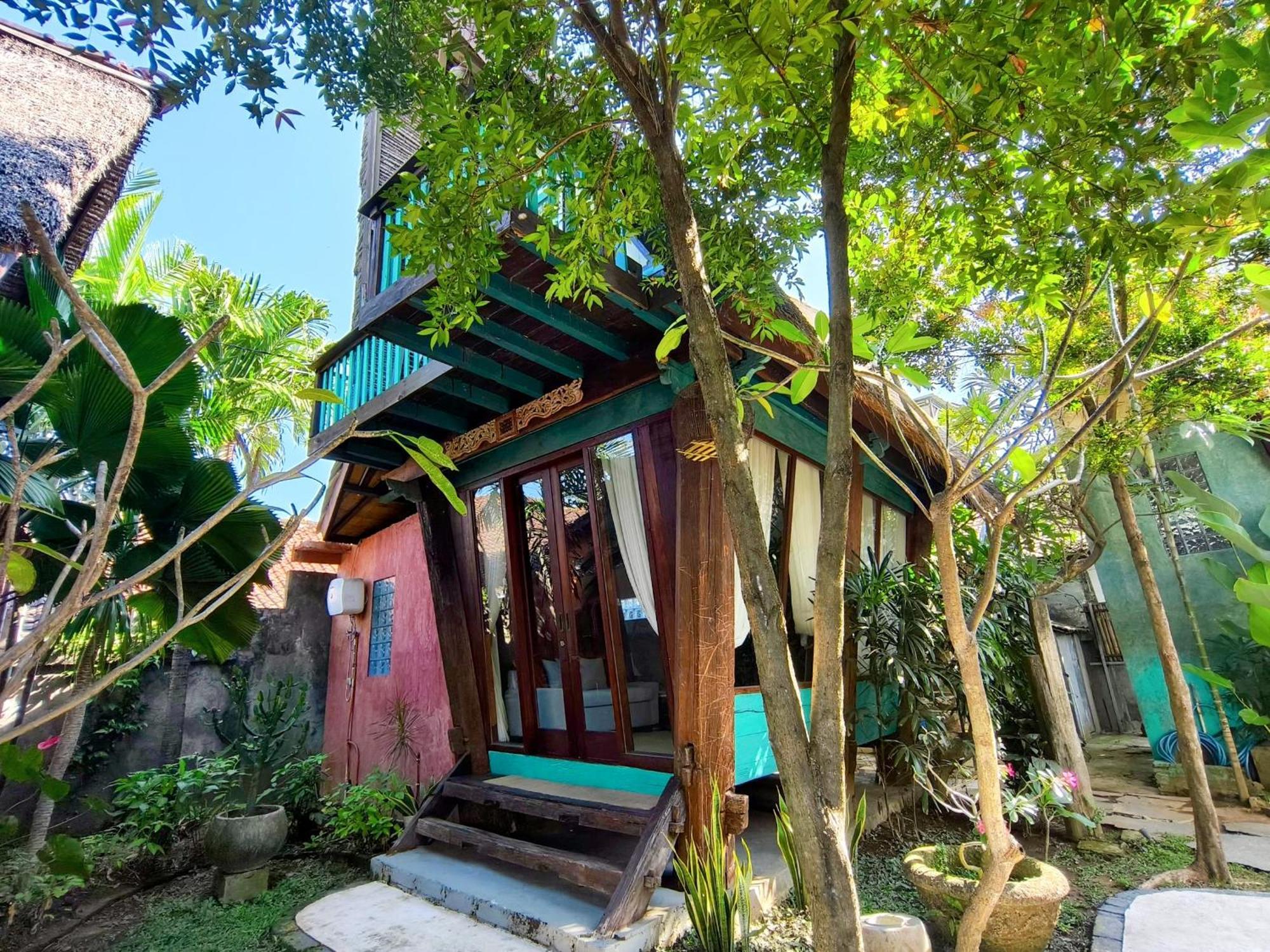 Panda Lumbung Acomodação com café da manhã Sanur Exterior foto